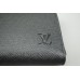 LOUIS VUITTON MARKA CÜZDAN TAIGA SIYAH ITHAL KUTUSUNDA LOUIS VUITTON MARKA CÜZDAN TAIGA SIYAH ITHAL KUTUSUNDA