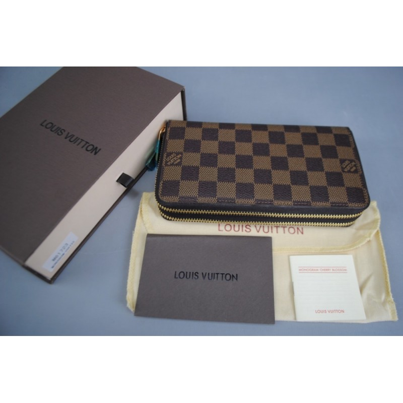LOUIS VUITTON ZİPPY ÇİF FERMUARLI DAMİER CANVAS İTHAL KUTUSUNDA LOUIS VUITTON ZİPPY ÇİF FERMUARLI DAMİER CANVAS İTHAL KUTUSUNDA