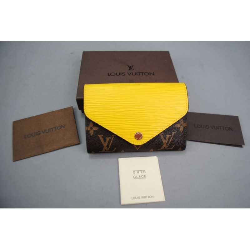 Marie-Lou Compact Wallet