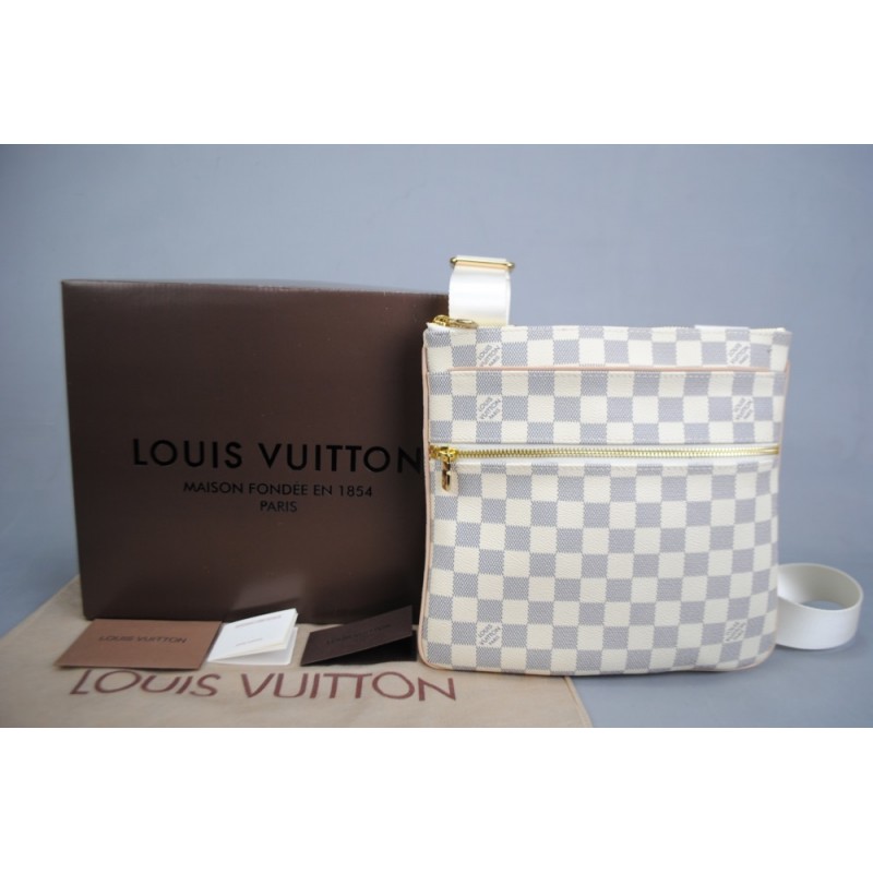 LOUİS VUİTTON VALMY POCHETTE VEJİTAL DERİ