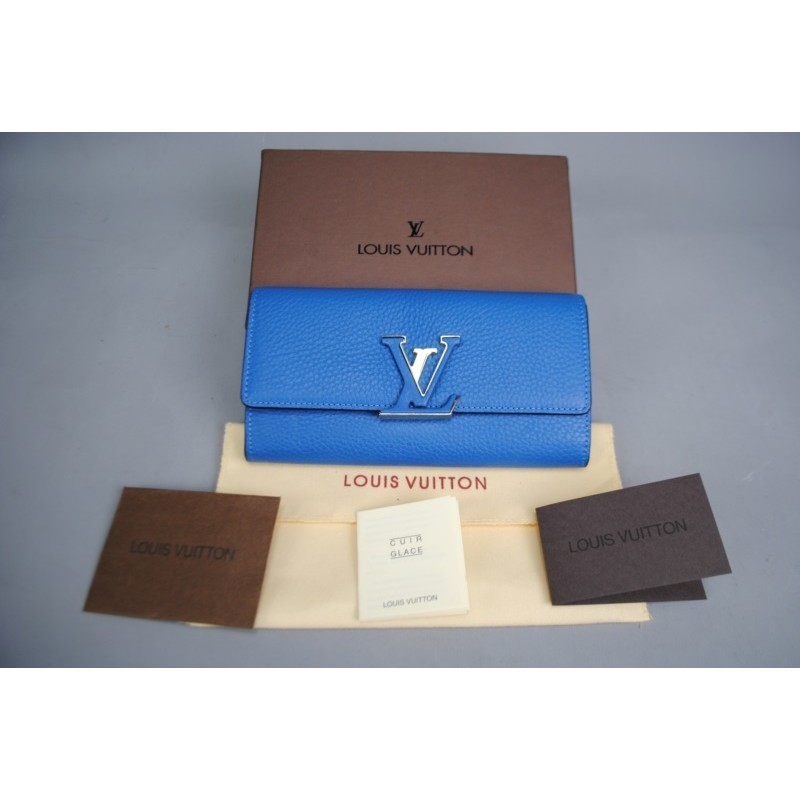 LOUIS VUITTON CAPUCINE HAKIKI DERI CÜZDAN