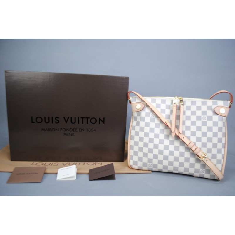 LOUIS VUITTON DUOMO DAMİER AZUR VEJITAL DERİ PM KÜÇÜK BOY LOUIS VUITTON DUOMO DAMİER AZUR VEJITAL DERİ PM KÜÇÜK BOY